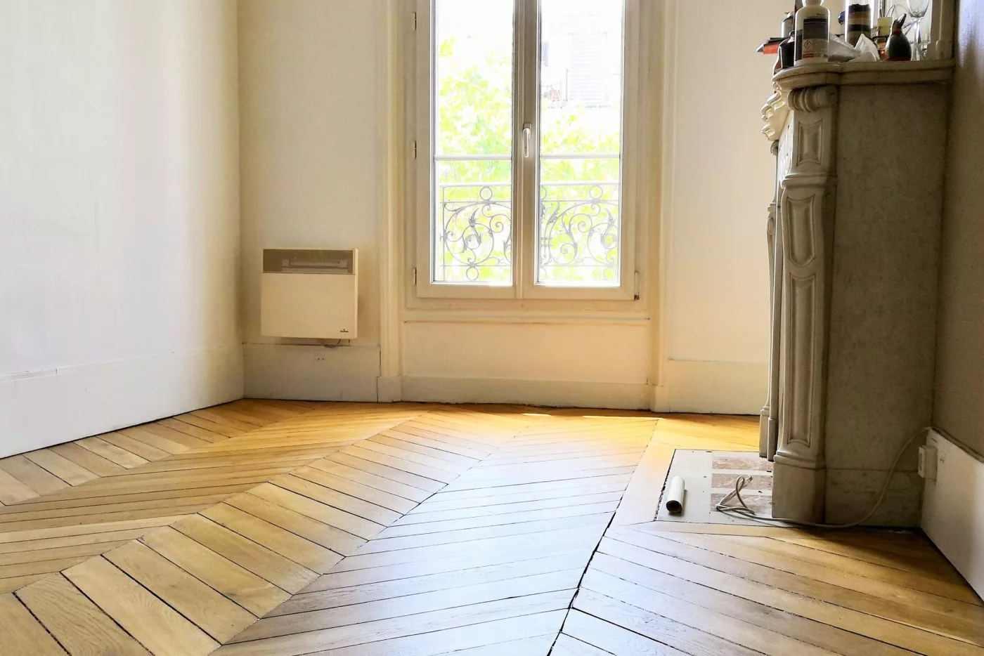 Parquet ancien en point de Hongrie dans un appartement parisien